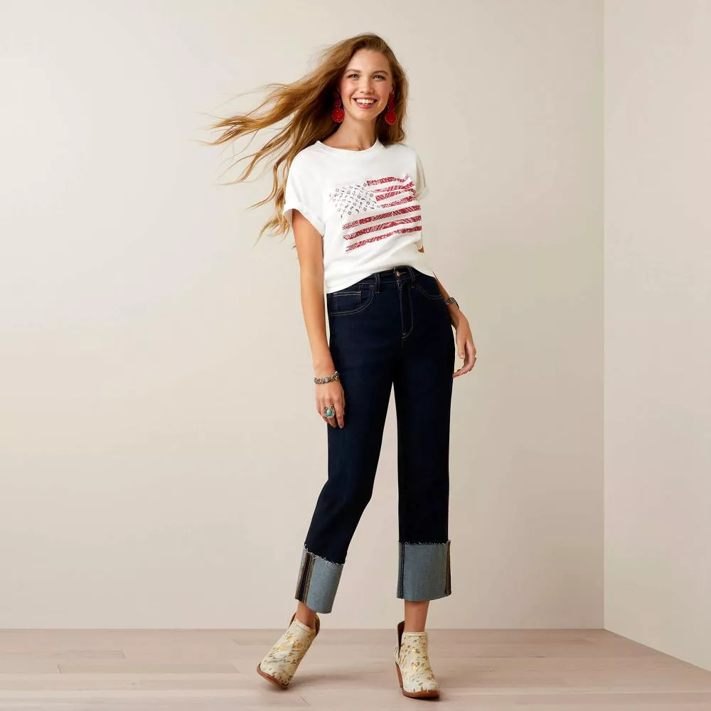 'Ariat' Women's Small Town Graphic T-Shirt - Cloud Dancer