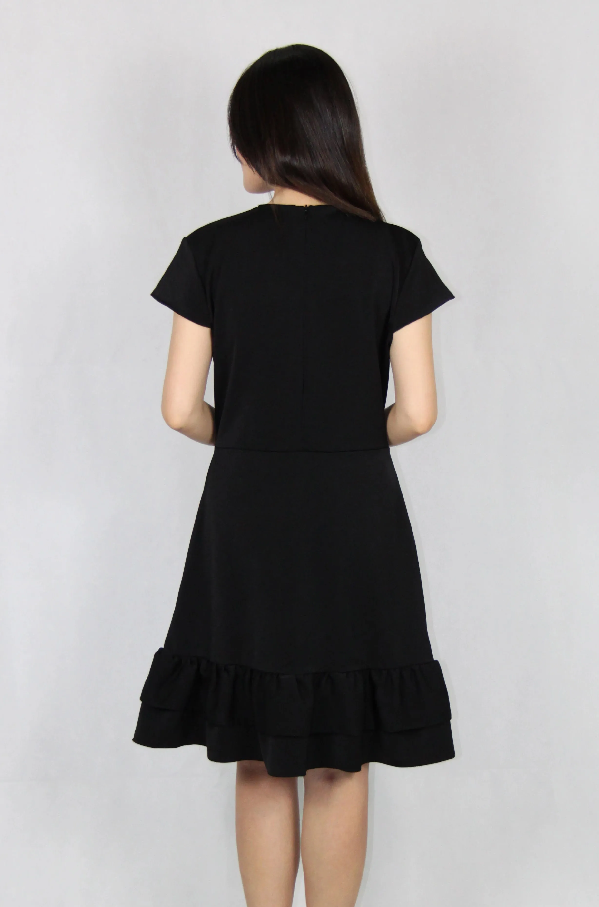 Cap Sleeves Double Layer Front Tie Dress in Black