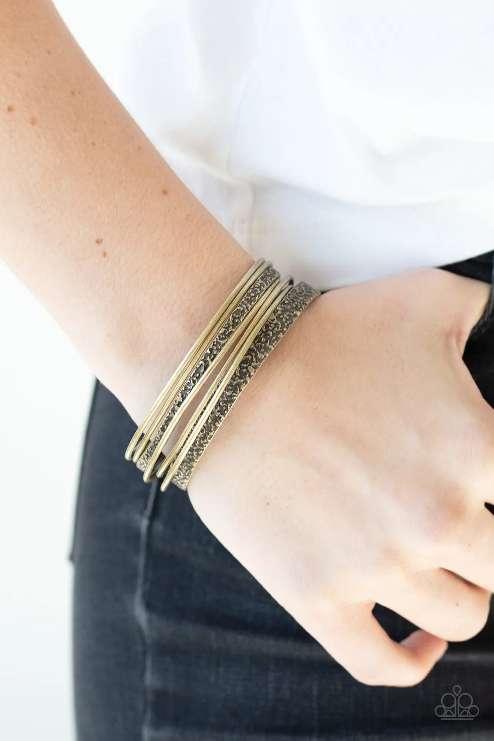 Paparazzi Accessories - Full Circle - Brass Bangles Bracelet