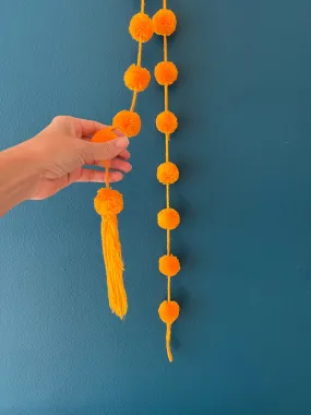 POM POM GARLAND / MARIGOLD