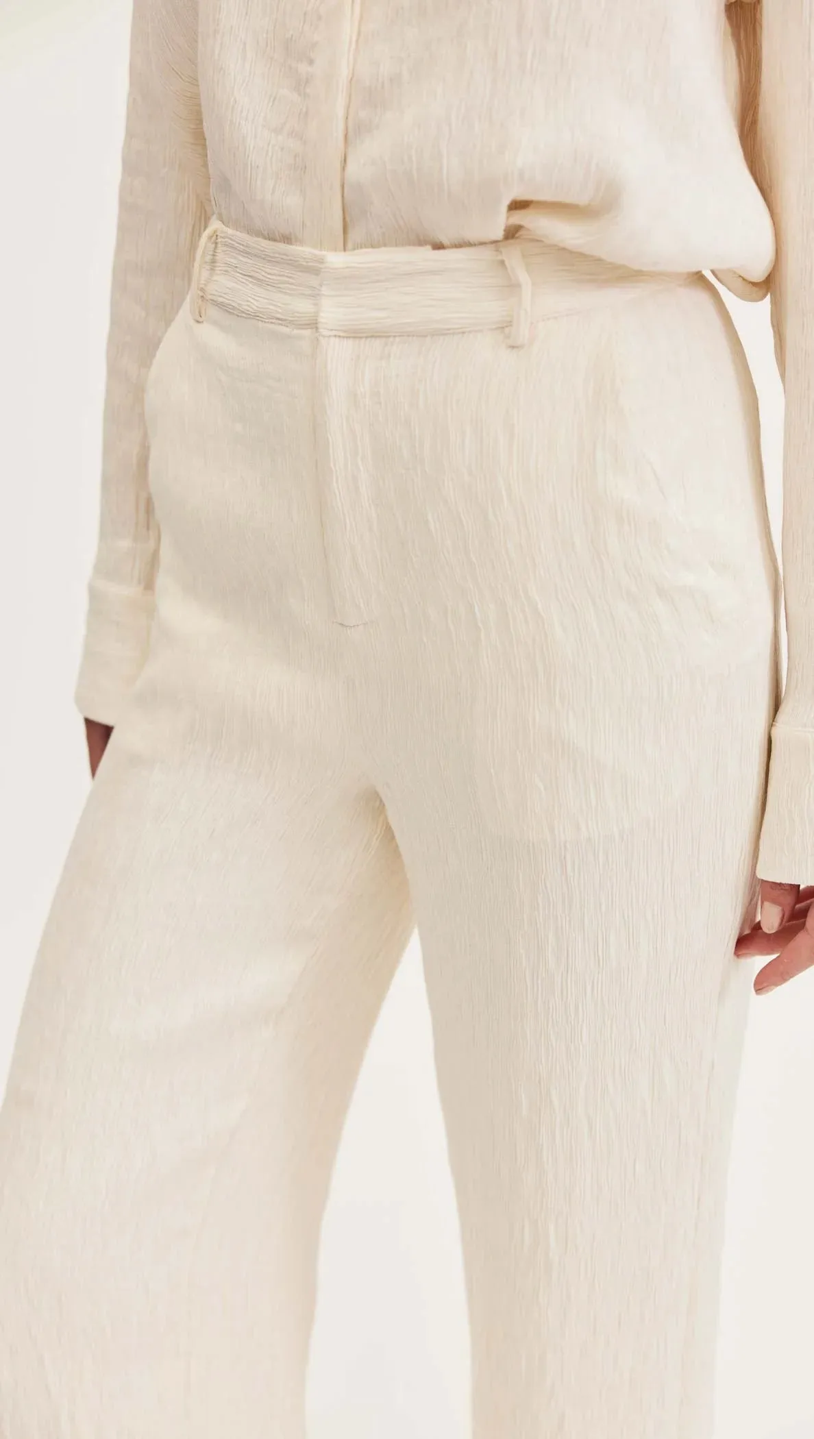 Staple the Label -  Elena Textured Pants Cream