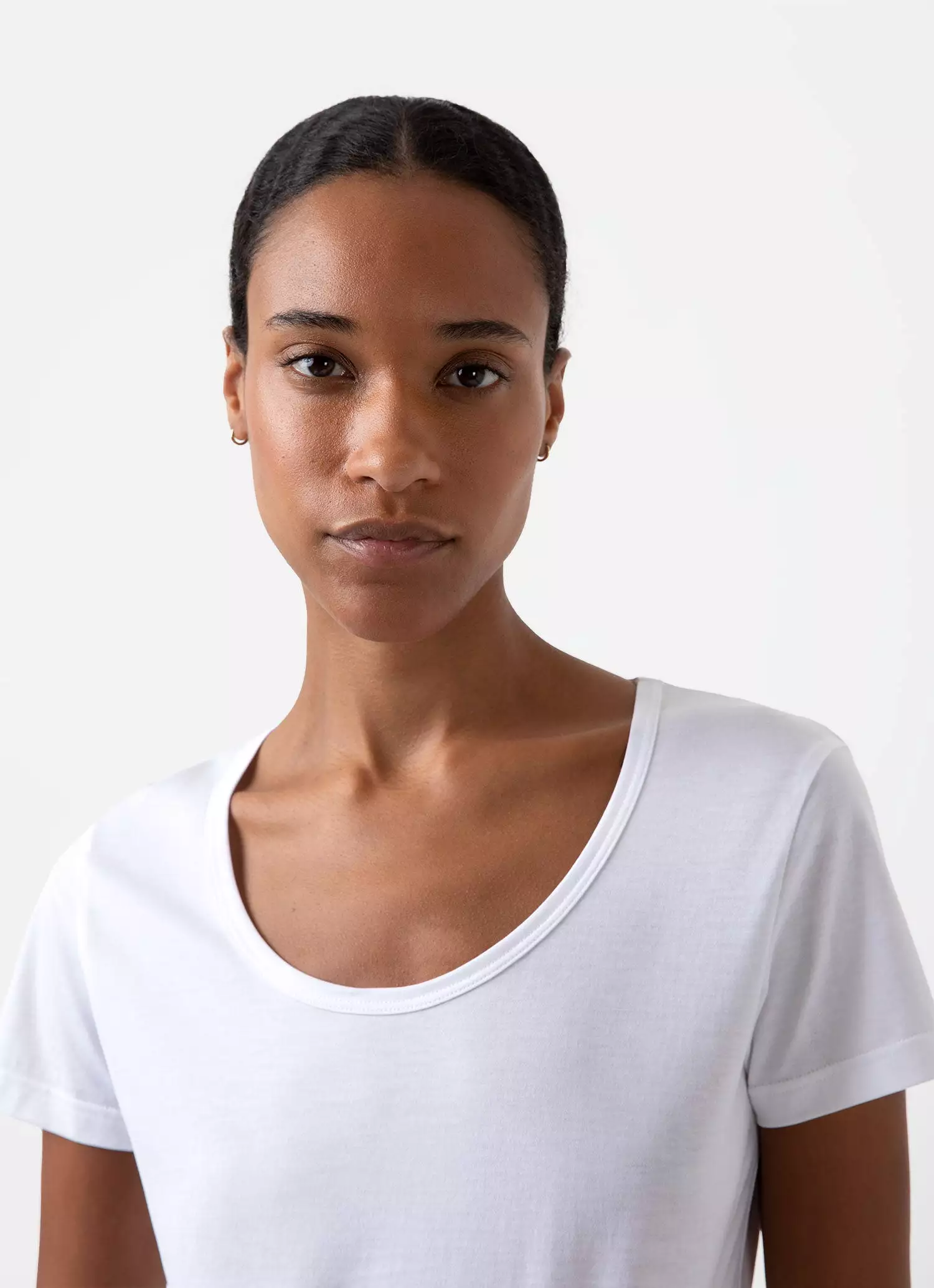 Women's Classic Scoop Neck T-shirt in White